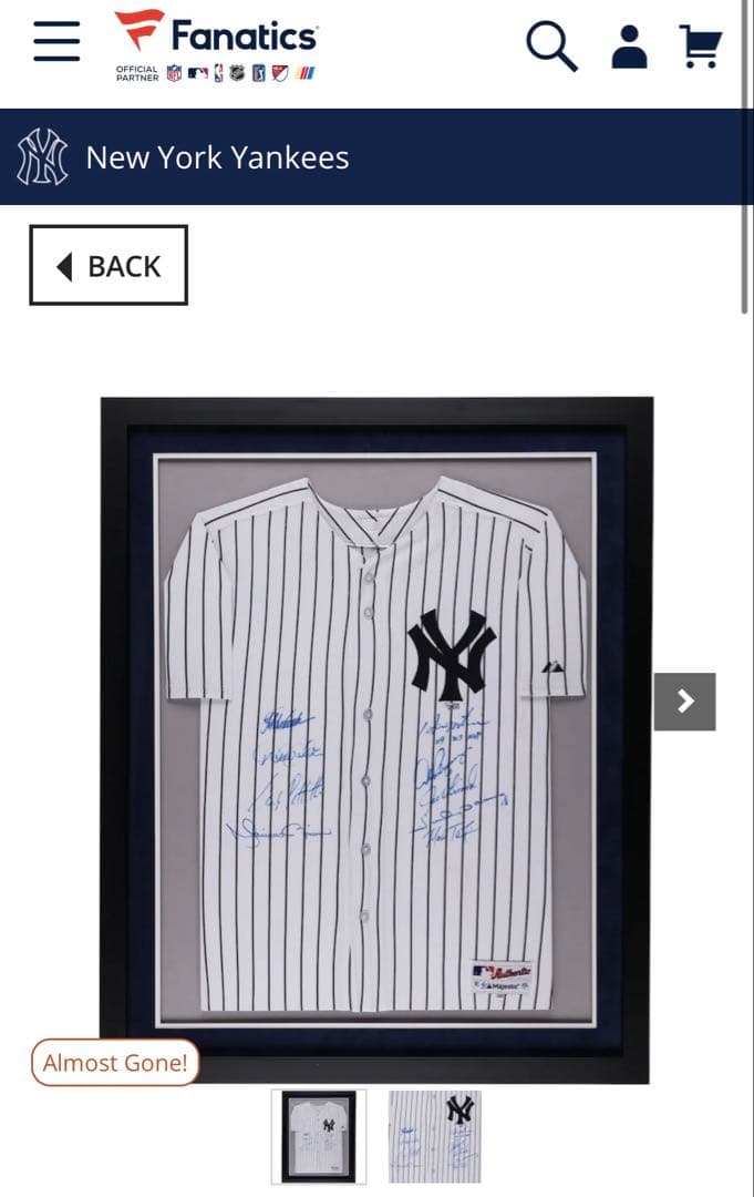 【本物・直筆サイン入りユニフォーム】ヤンキース：松井、ジーター等　WS優勝記念品
