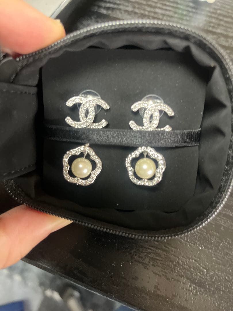 CHANEL パール付きフラワーピアス