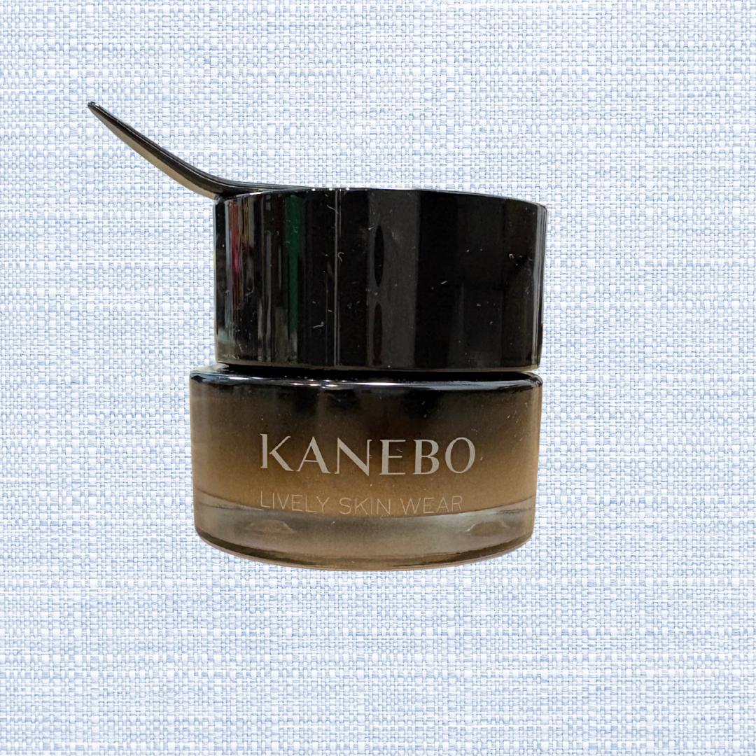 KANEBO ライブリースキンウェア II 110 Sakura