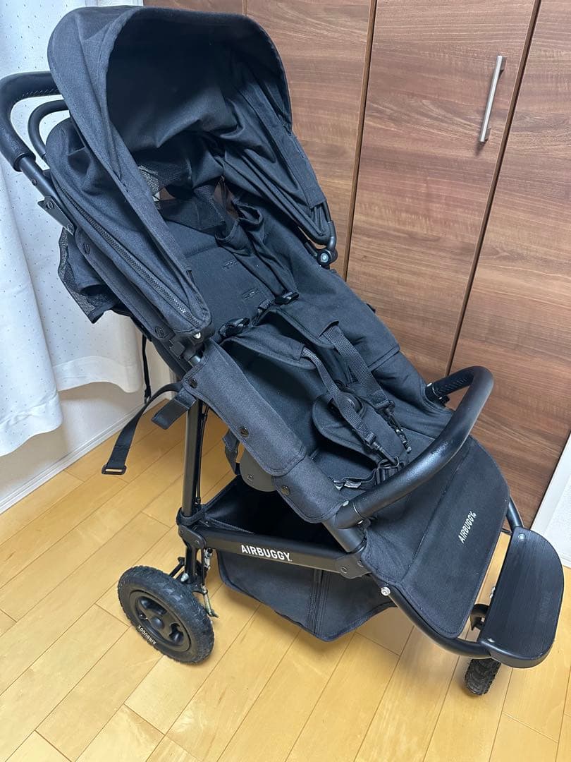 【ちーやん】AIRBUGGY ベビーカー ブラック