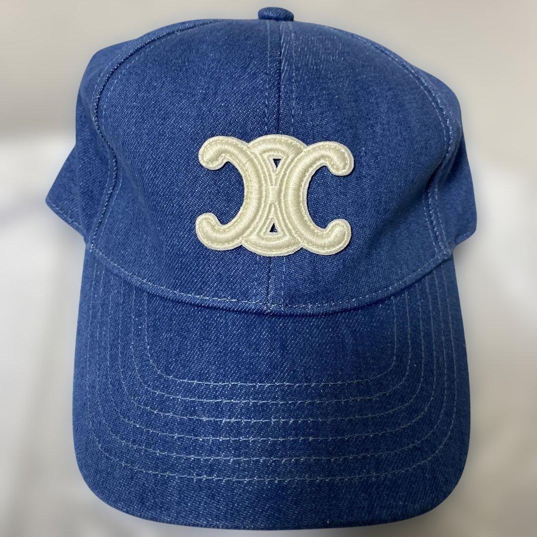 デニム生地の刺繍ロゴベースボールキャップ