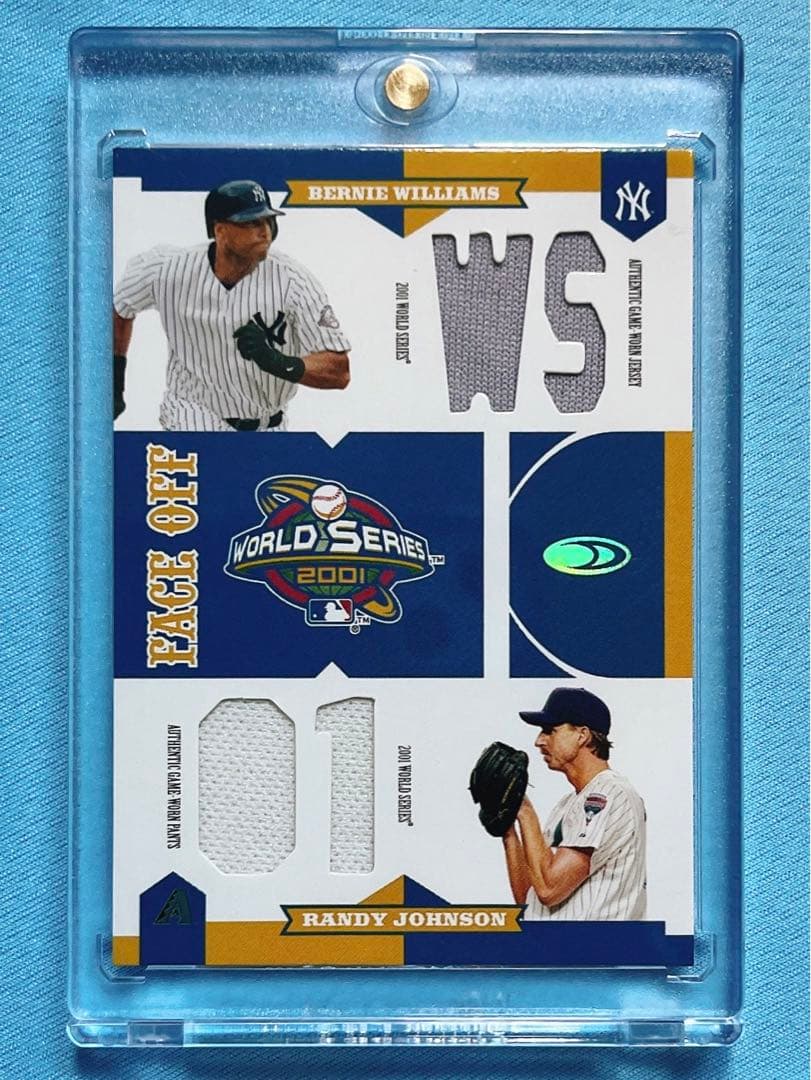 ジョンソン/ウィリアムス 2001年 ワールドシリーズ 実使用メモラビリアカード