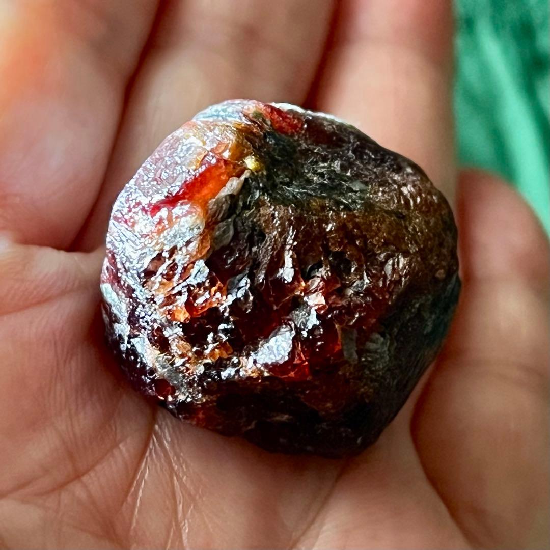 巨大 レッド ガーネット 163.65ct 原石 鉱物 天然石 パワーストーン