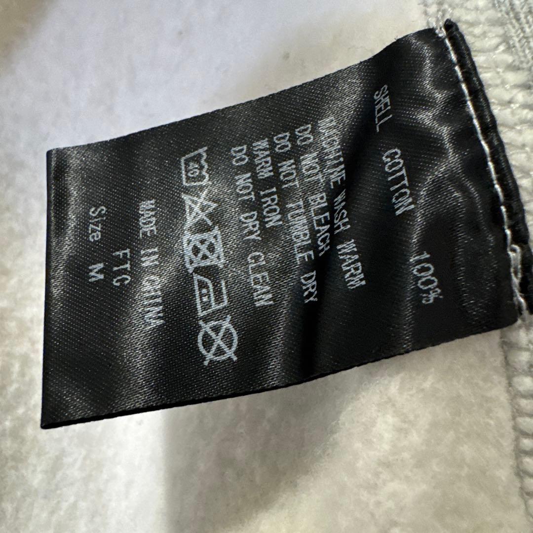 FTC　SMALL BOX LOGO ZIP UP HOODY