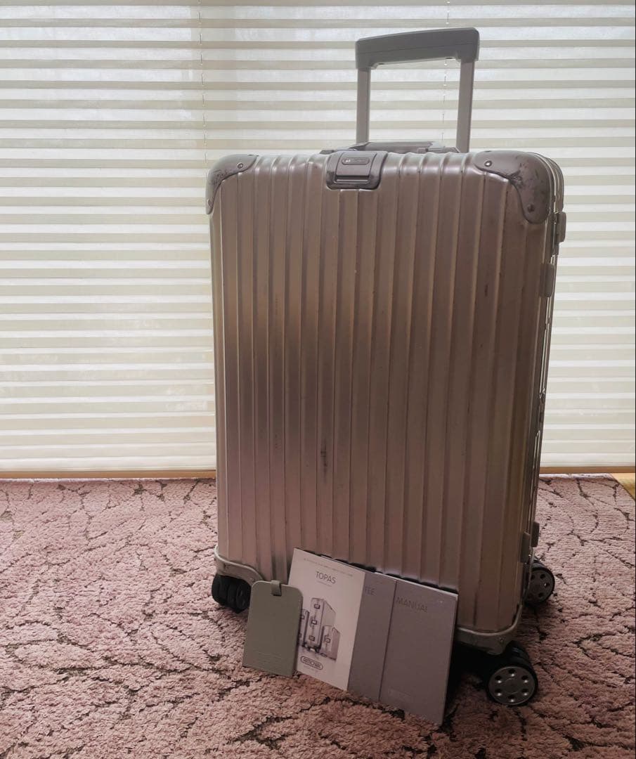 RIMOWA リモワ TOPAS トパーズ4輪 63L キャリーケース　シルバー