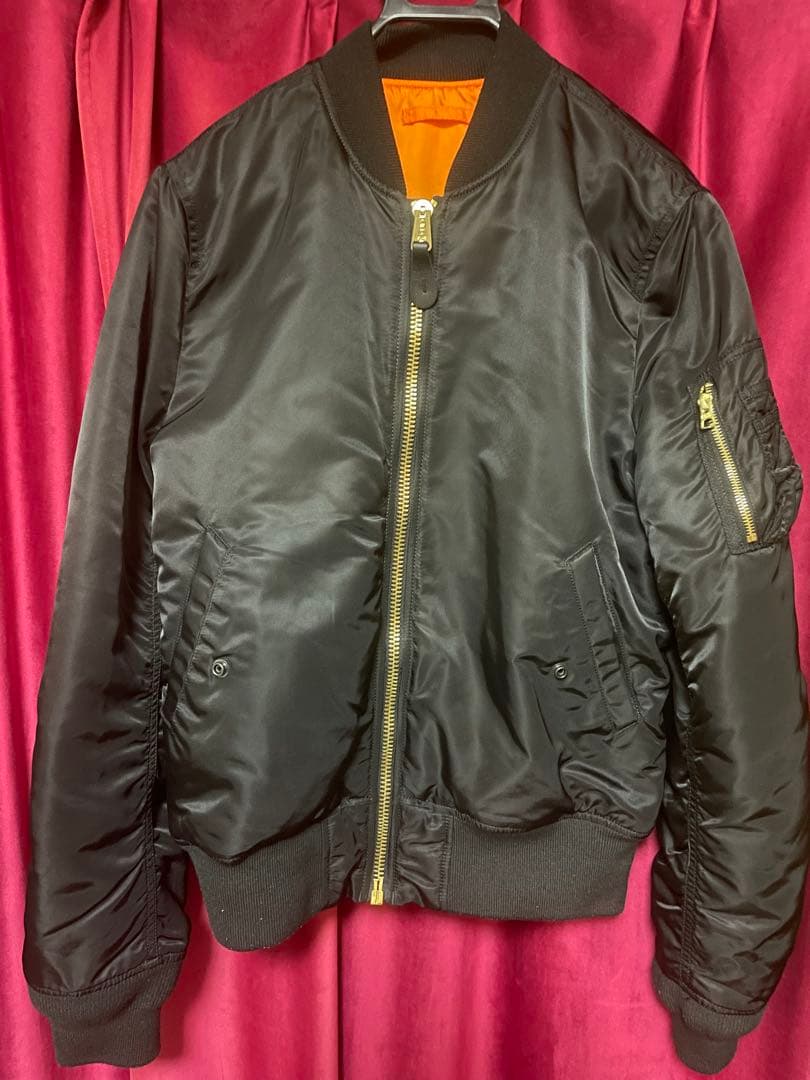 ALPHA INDUSTRIES MA-1ジャケット