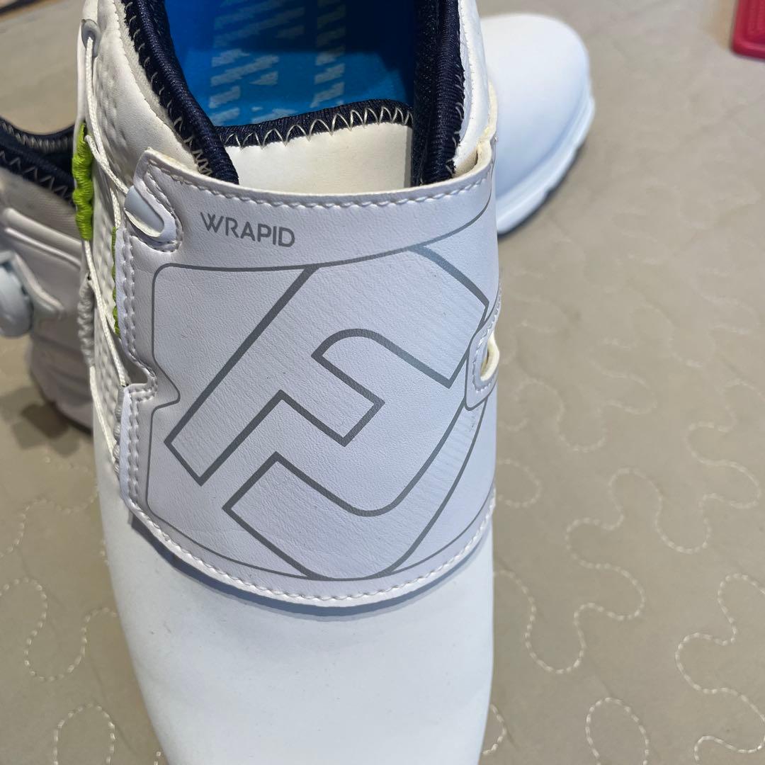 激安最終！新春セール！激安新品！FJゴルフシューズ ホワイト25.5