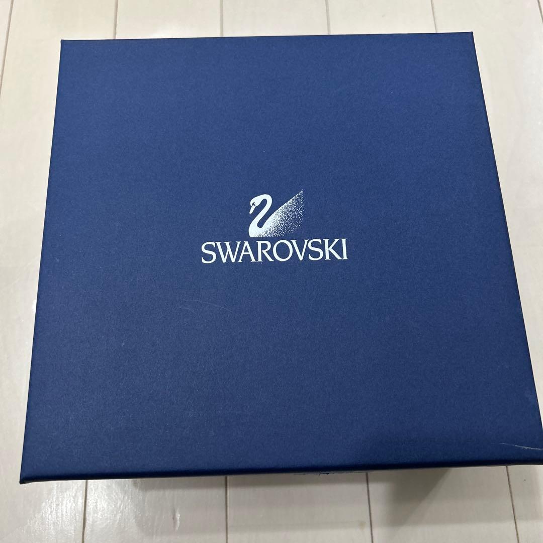 スワロフスキー　ドラゴン置物