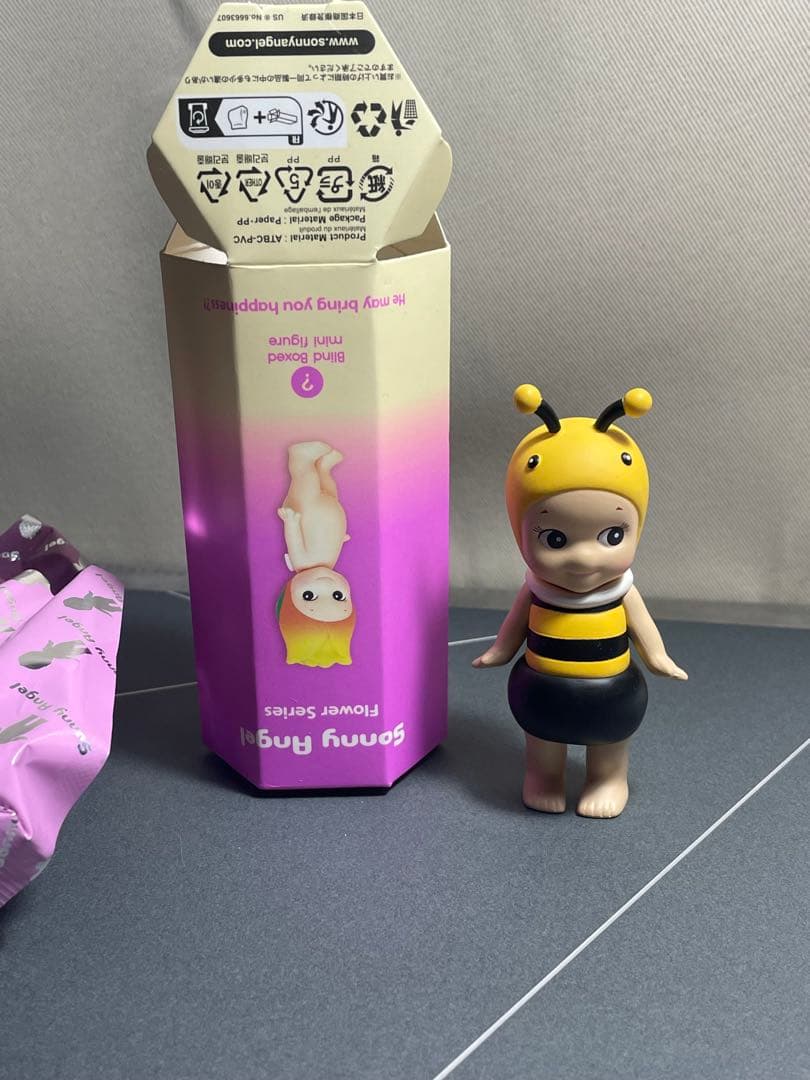 ひまわり様の専用ペジ　レア　ソニーエンジェル　フラワー　シークレット　ハチ　ビー