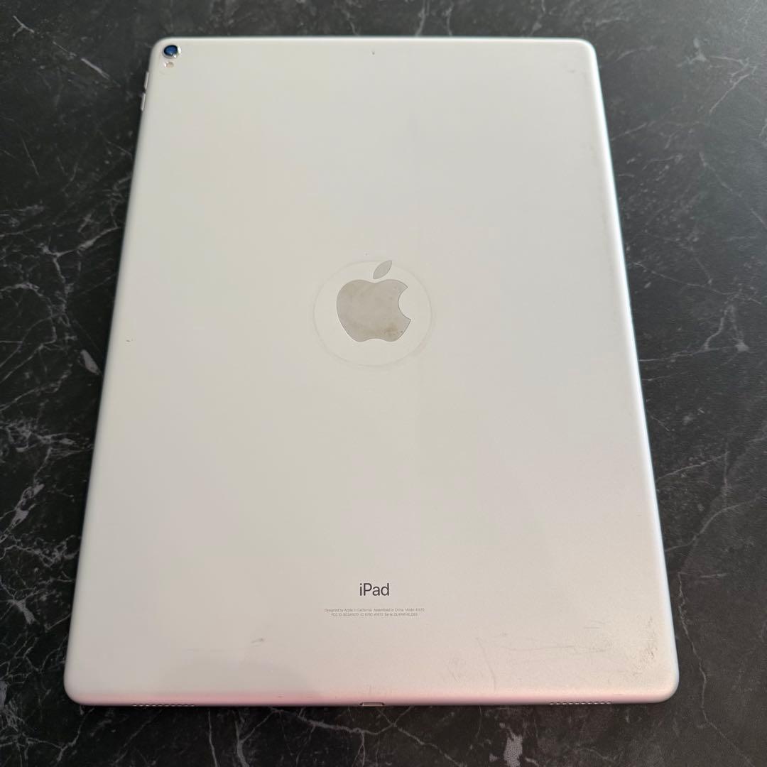 ipad pro 第2世代 12.9インチ　64GB