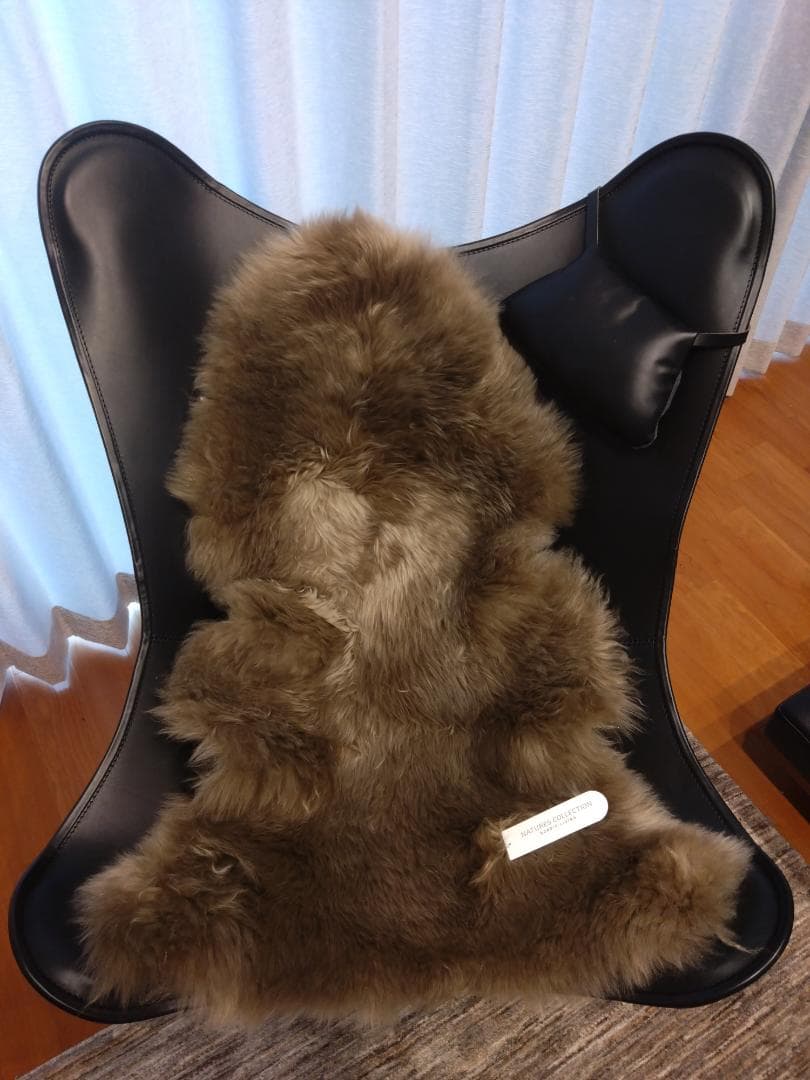 ＢＫＦチェアとピローとネイチャーズコレクションシープスキンの３点セット