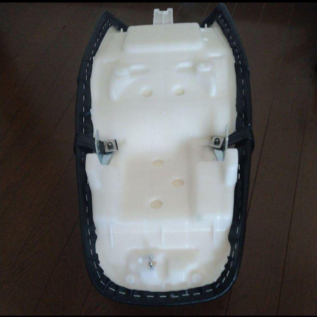 ビンテージ調ブラックレザー　CB400sf タックロールシートnc39 nc42