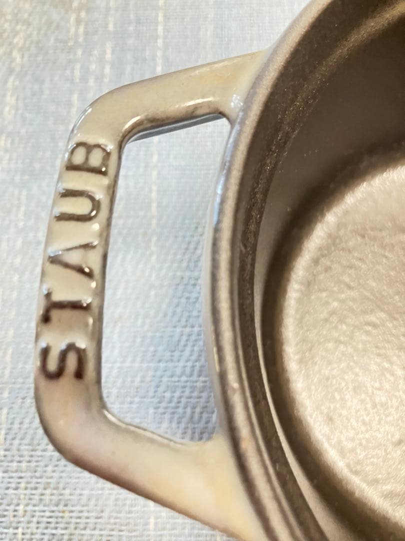 お盆セール中‼️STAUB 14cmココットグレー　超美品　特典あ