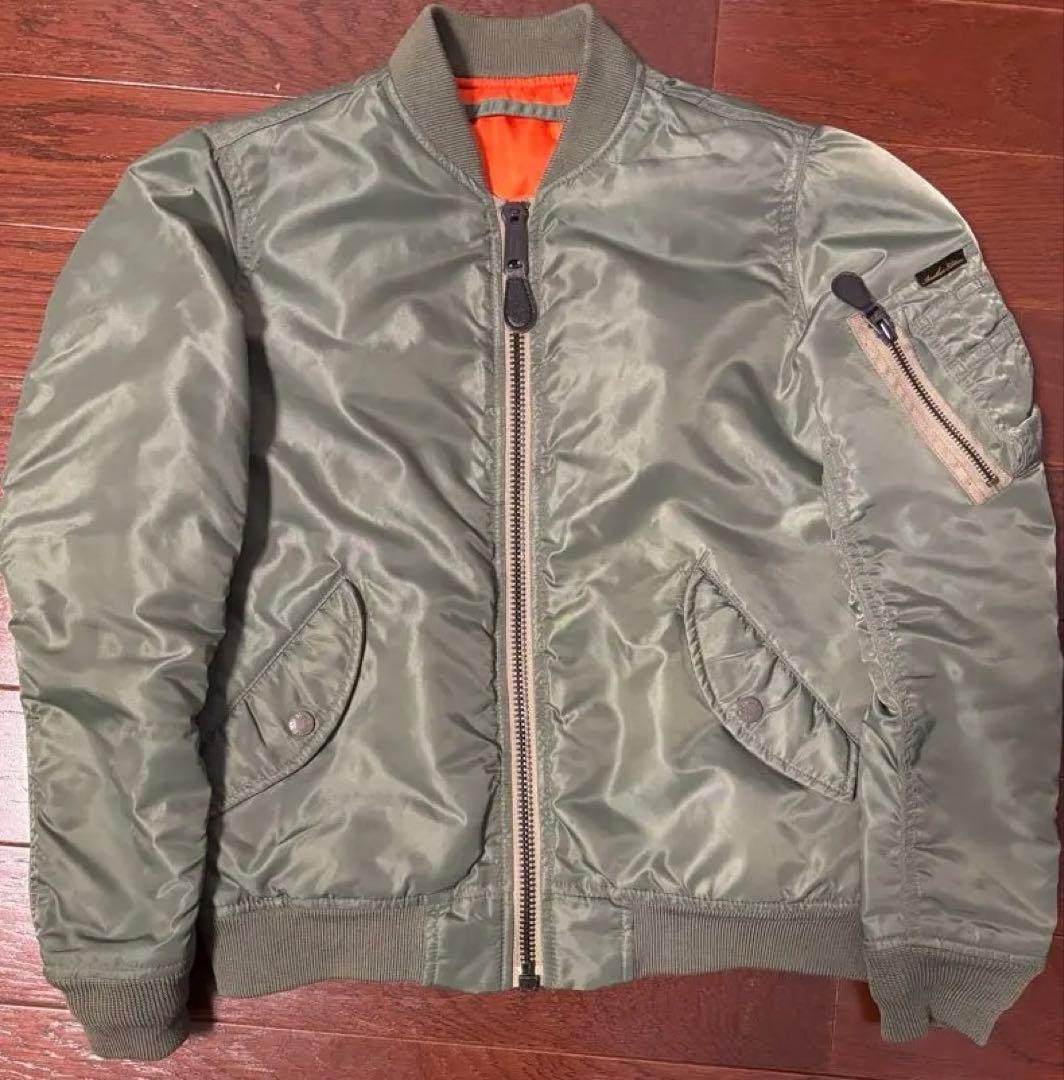 Momo AVIREX MA-1 カーキ色 S