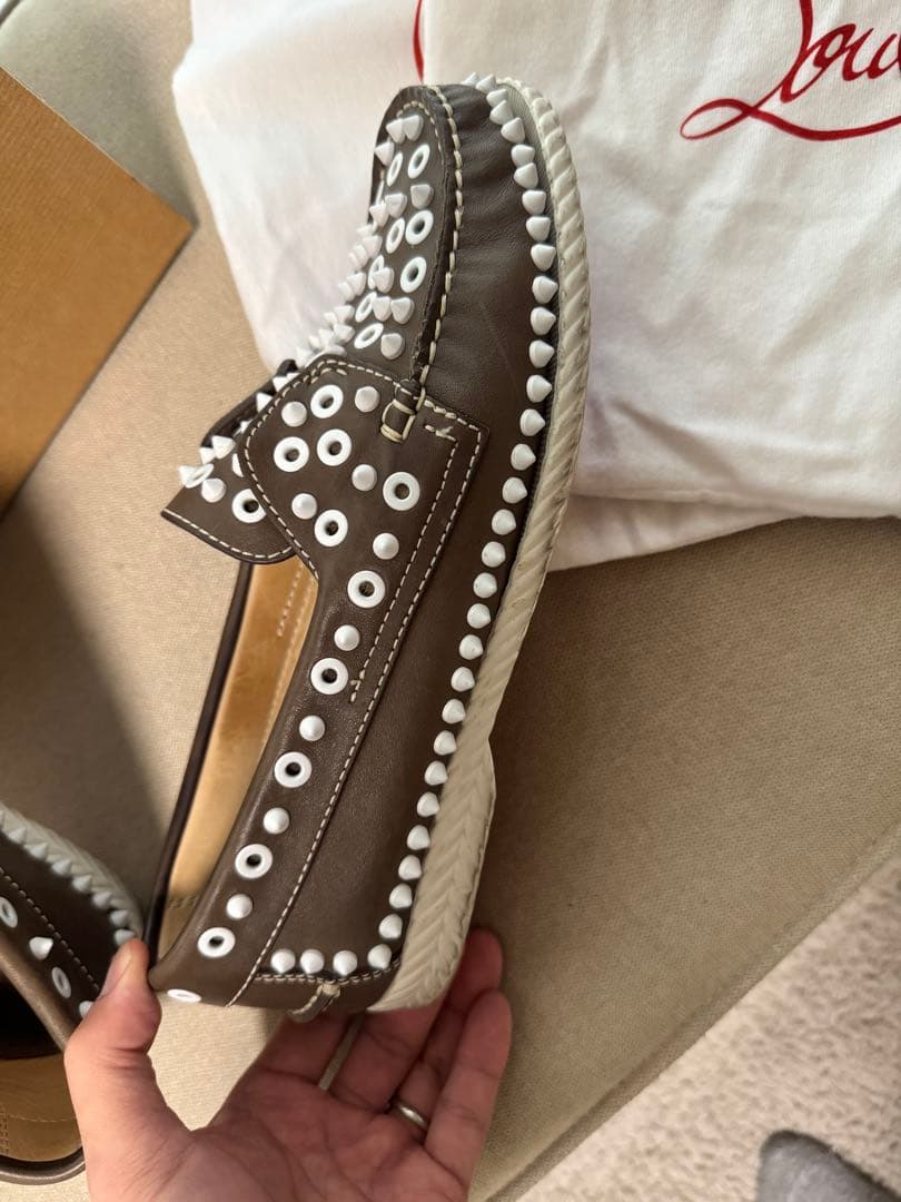 Christian Louboutin スタッズ付きスニーカー