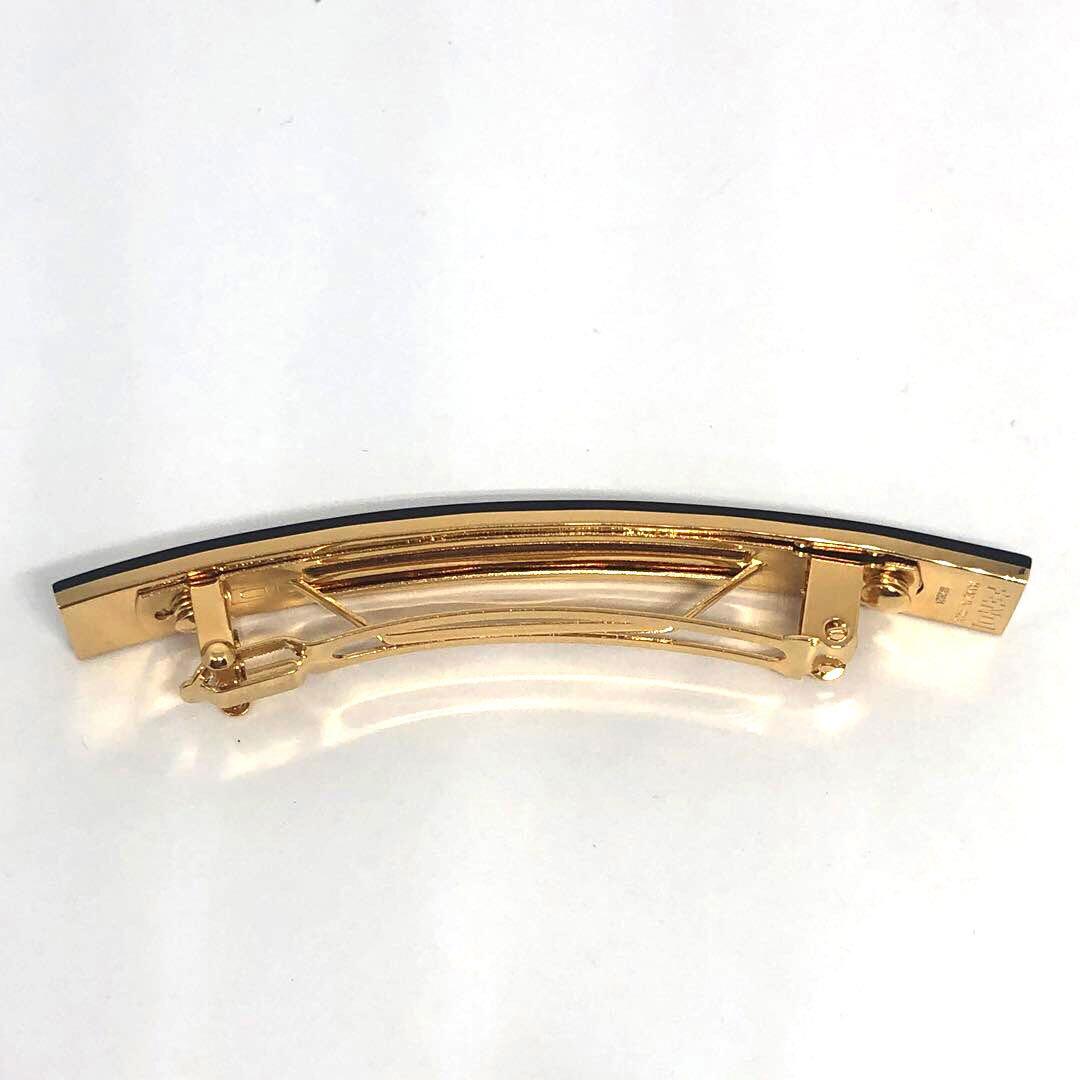 Fendi ヘアピン バレッタスタイル