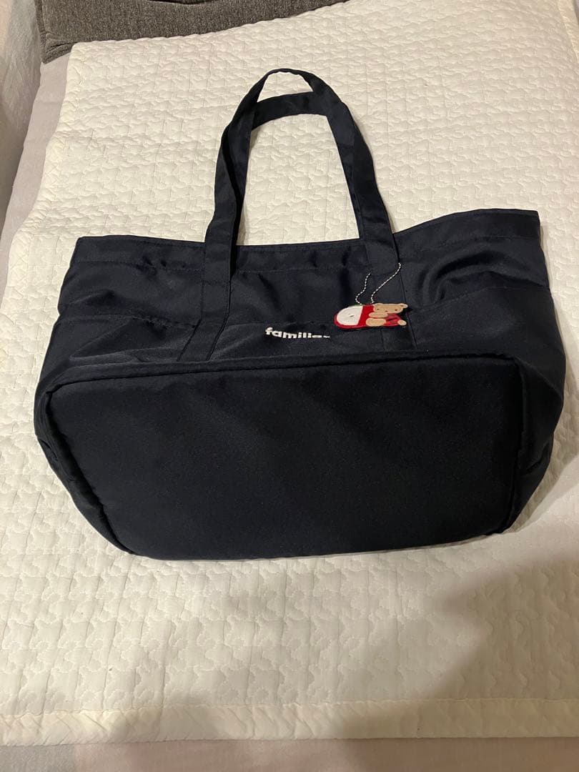 familiar マザーズバッグ クマのチャーム付き
