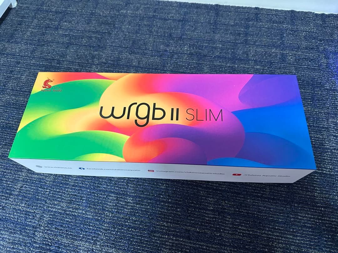 Chihiros WRGB Slim 45cm と　シェード　セット