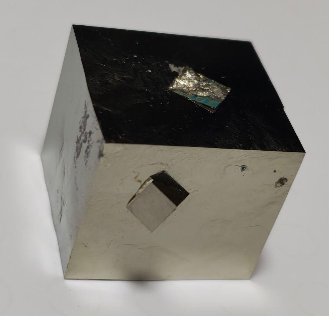 パイライト　立方体　大