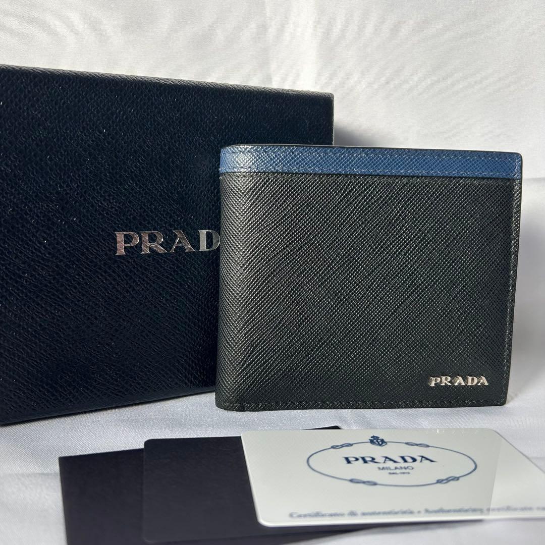 極美品　プラダ　サフィアーノ　二つ折り財布　コンパクトウォレット　箱・カード有