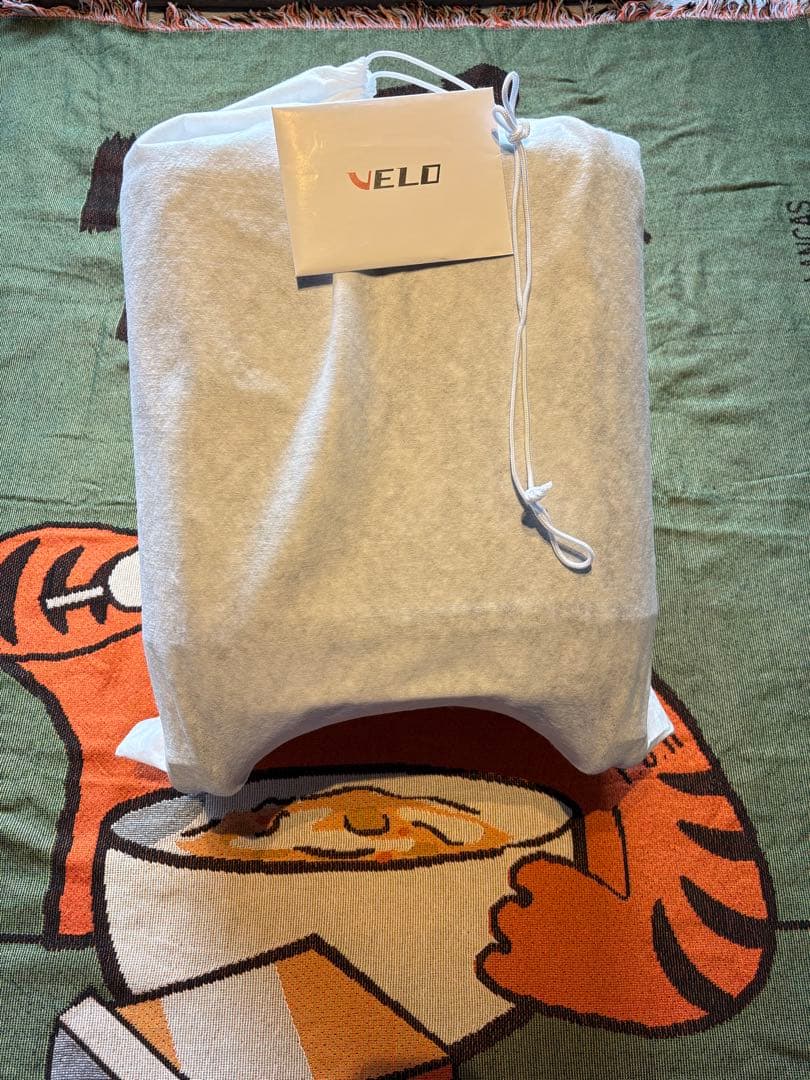 VELO ヴェーロ　伸縮型　スーツケース　三段階サイズ可変式　グレー