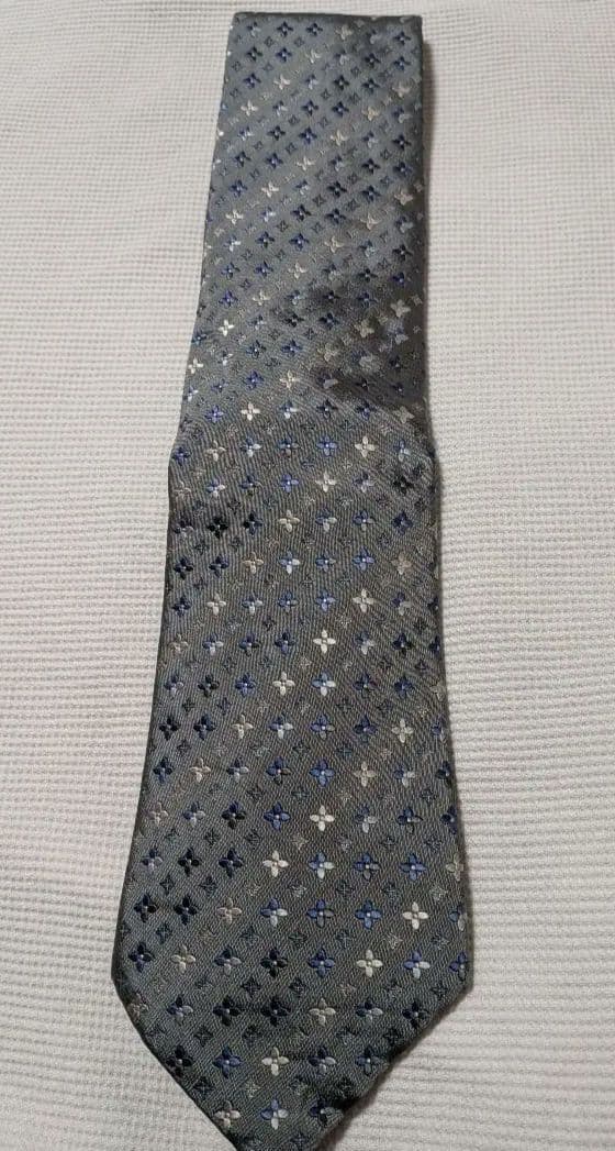 ルイ・ヴィトン　ネクタイ　シルバー系　ブルー