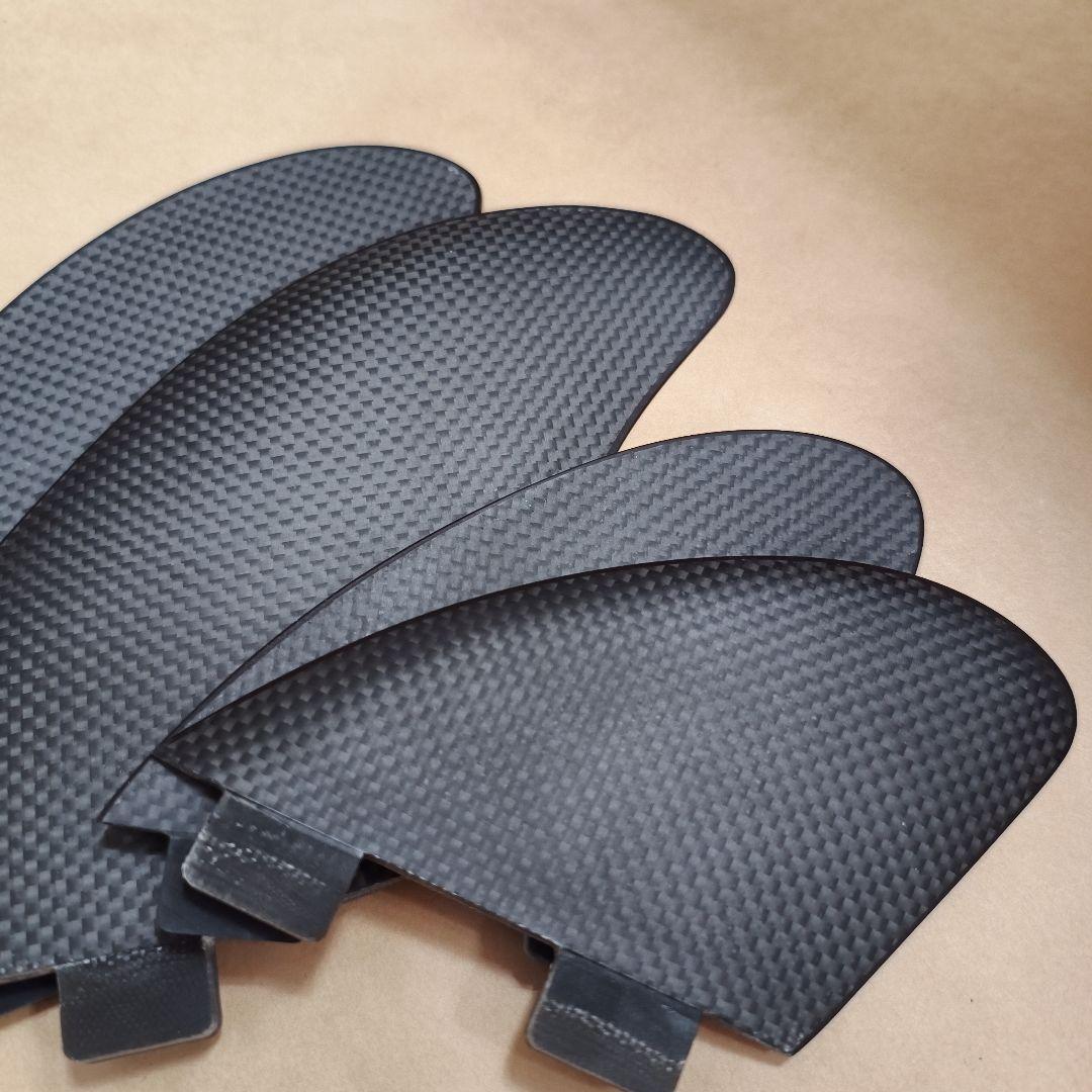 SALE中　カーボンコア　クワッドフィン FCS対応 マチャドクワッド系