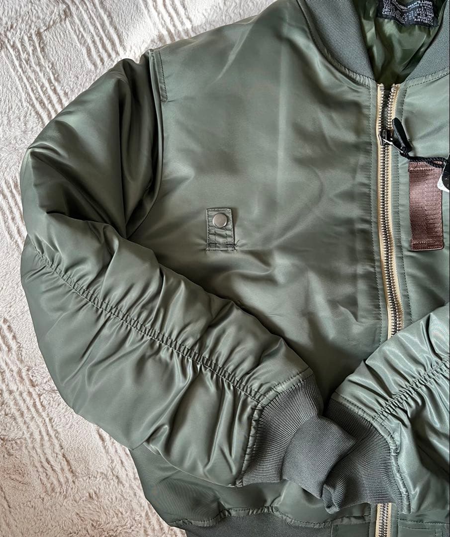 ちゃんちゃん　　新品U.S. AIR FORCE MA-1 　@ラストワン