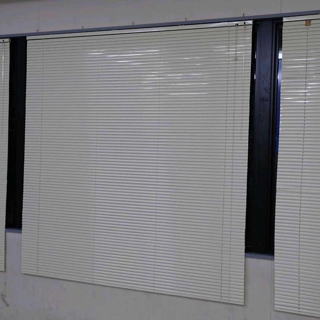 ブラインド 大型長さ約185cmＸ幅約172cm　3本