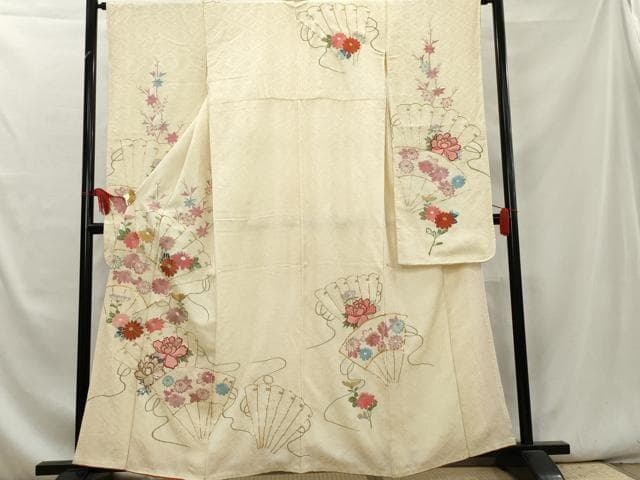 着物■豪華振袖　駒刺繍　総絞り　檜扇花文　金糸　正絹　逸品