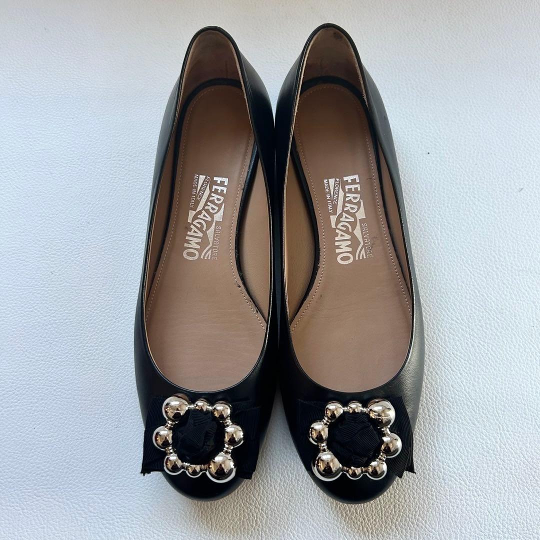 美品✨サルヴァトーレフェラガモ FLAIR フラットシューズ 黒 6 1/2