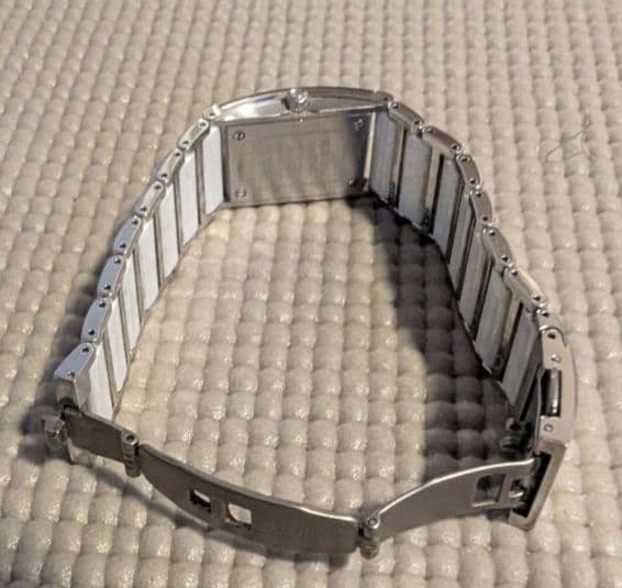 RADO セラミック 腕時計（レディース白）