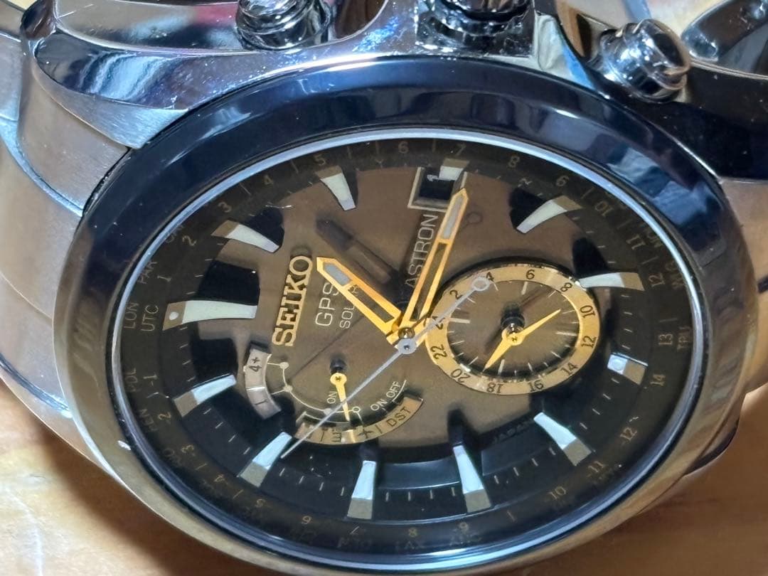 SEIKO ASTRON GPS SOLAR ブラック ゴールド【ジャンク】