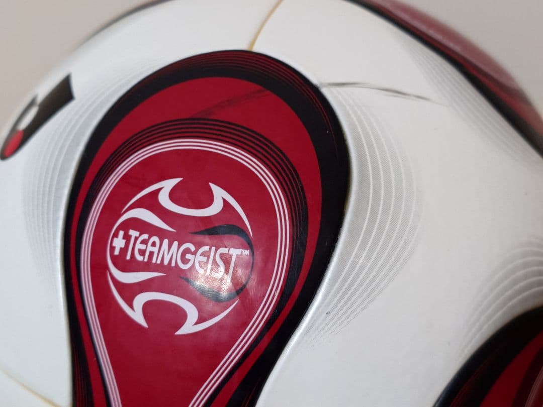 【Jリーグ実使用試合球】ヴィッセル神戸　大久保嘉人サイン入り　チームガイスト