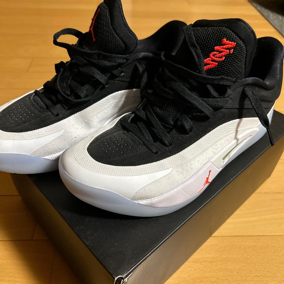 Jordan バスケットシューズ ハイカット 黒/白/赤