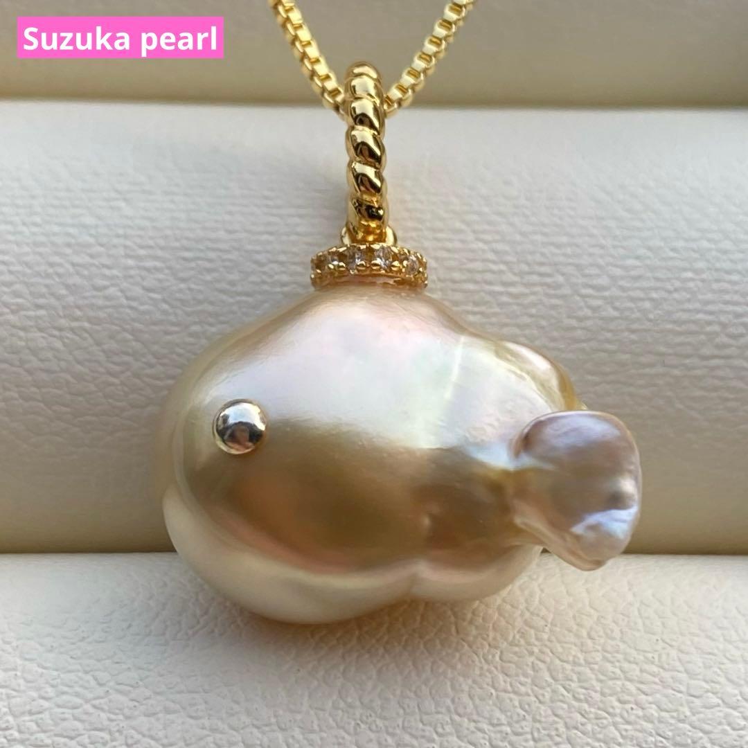 本真珠　南洋白蝶真珠ネックレストップ　魚18.8mmゴールドPT921