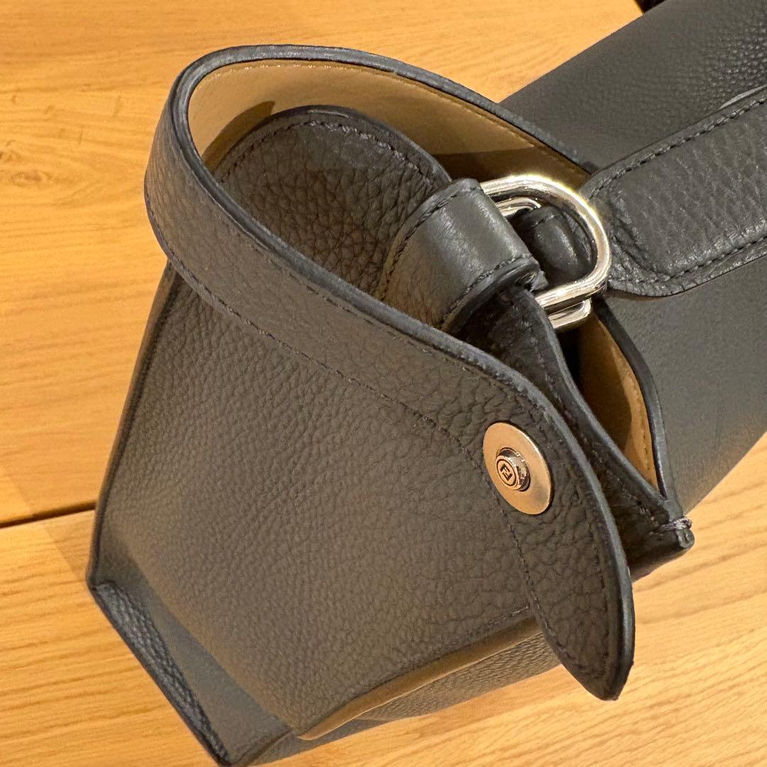 【FENDI】フェンディ ピーカブー エックスライト フィット 7VA447