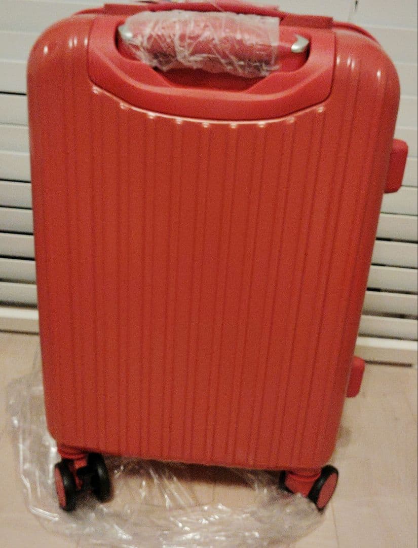 ハローキティ　スーツケース　S　サンリオ