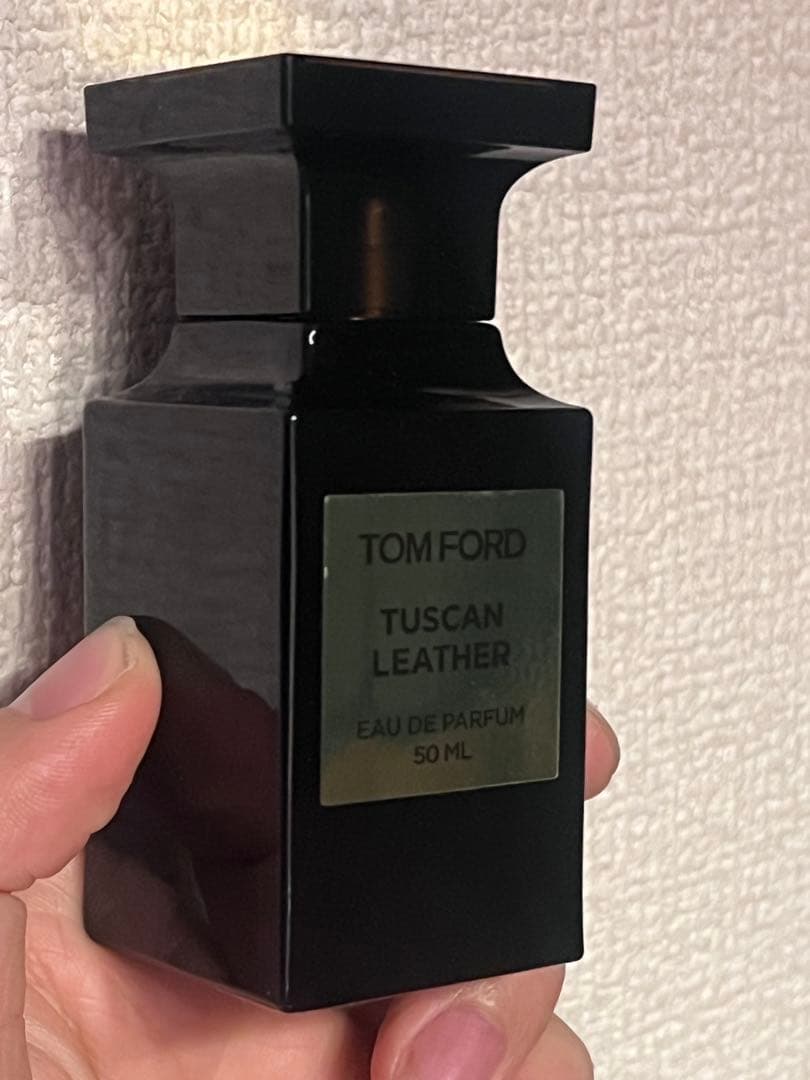 香水(男性用) TOM FORD TUSCAN LEATHER 50ml