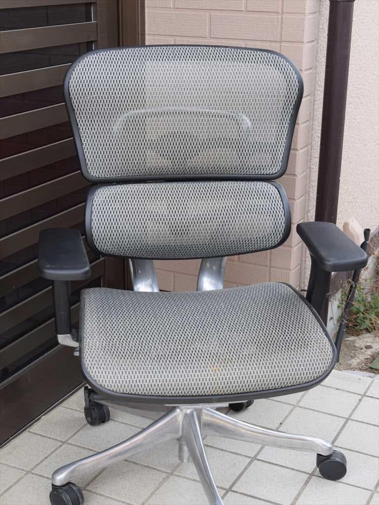 高級品　エルゴヒューマン　オフィスチェア