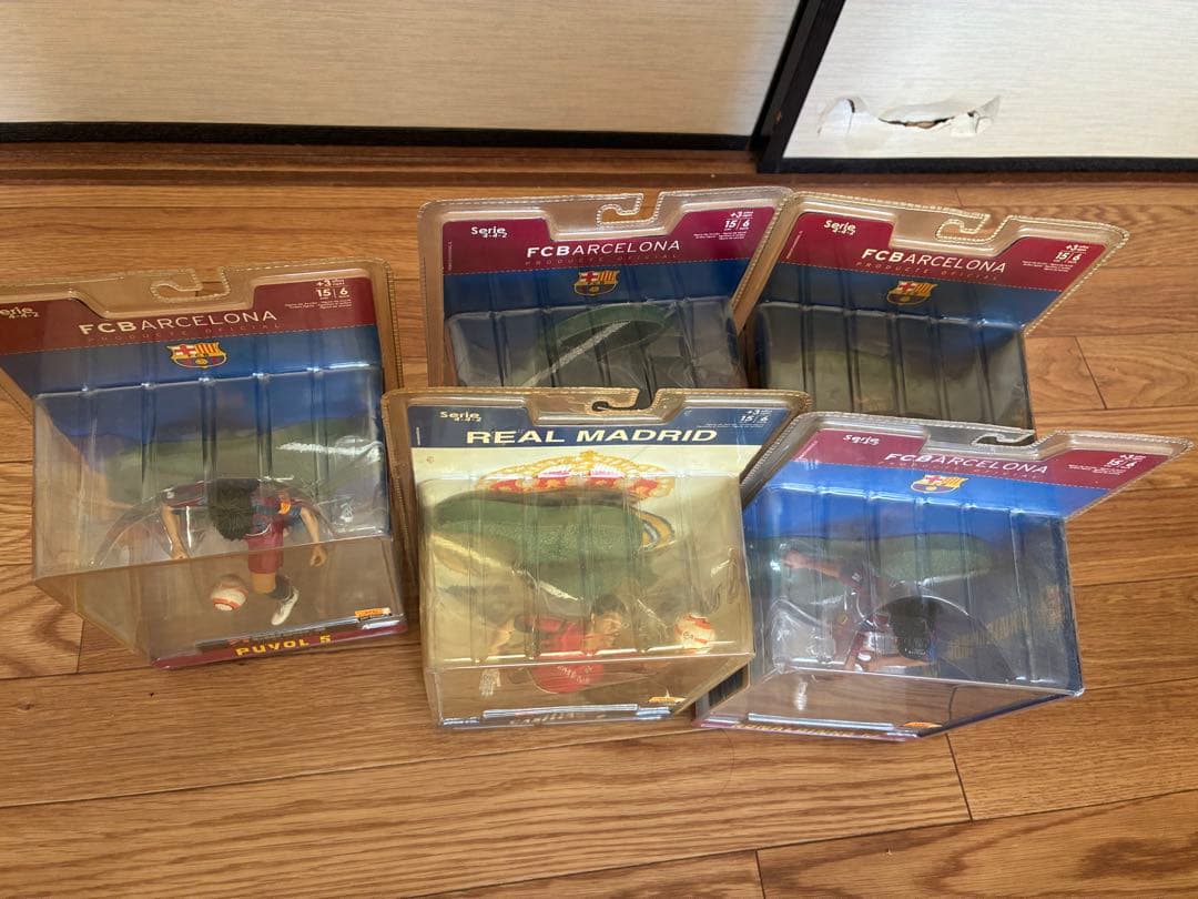 SS FC Barcelona Real Madridフィギュア 4体