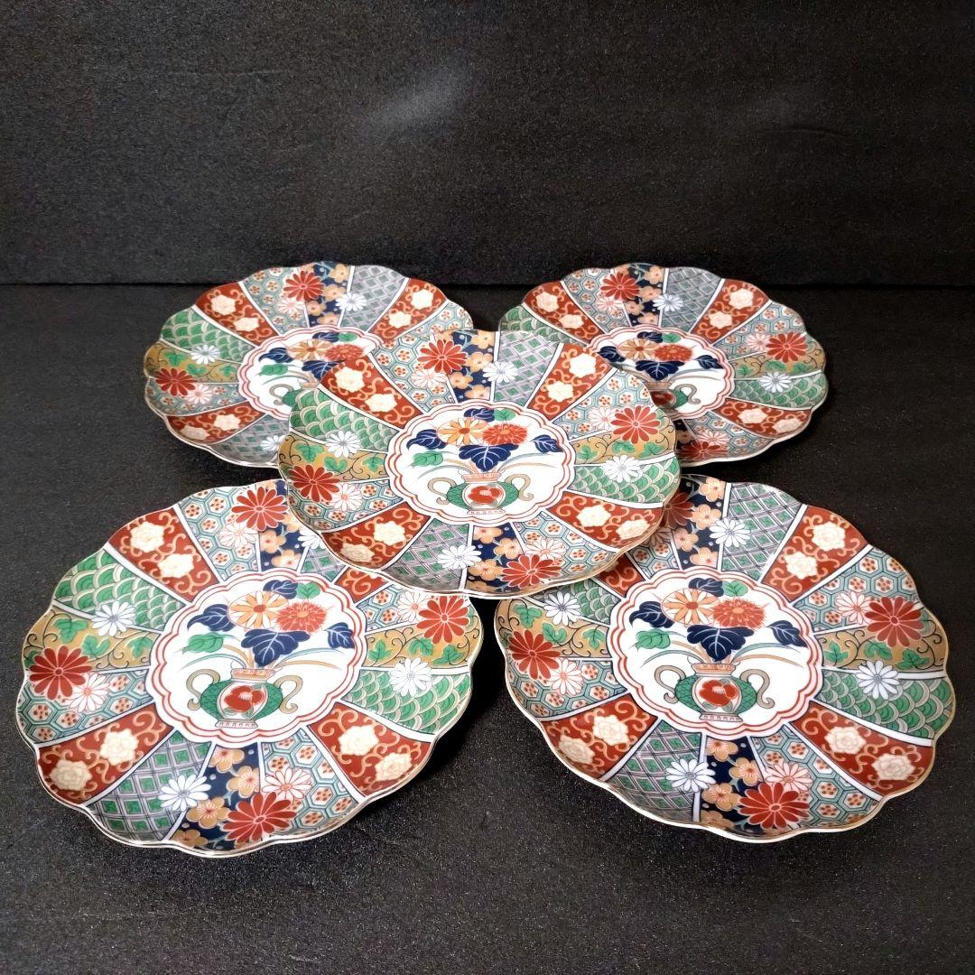 未使用品　有田焼　陶扇　銘々皿揃　中皿5枚　菊割皿　錦絵　赤絵　金彩　古伊万里