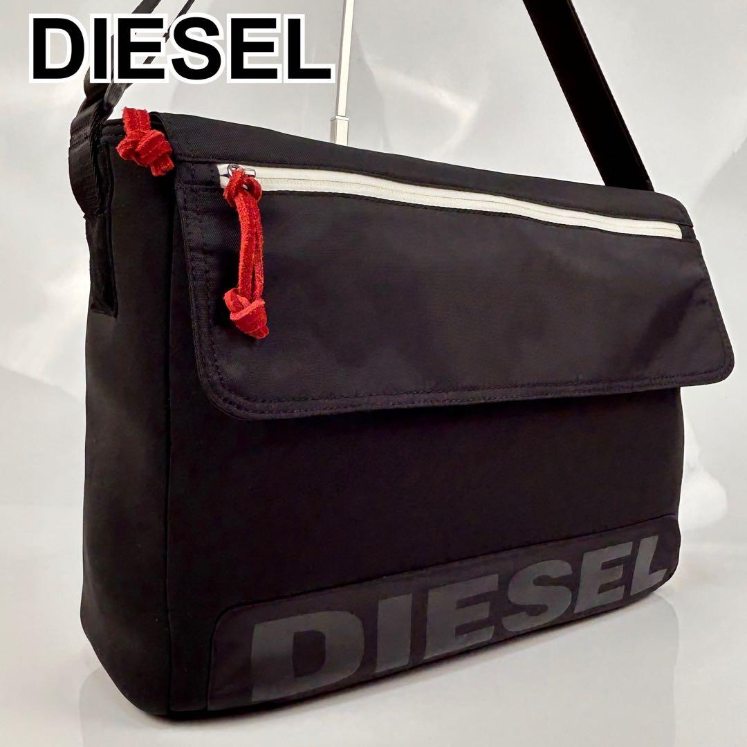 未使用級　DIESEL メッセンジャーバック　クロスボディー　A4収納　黒