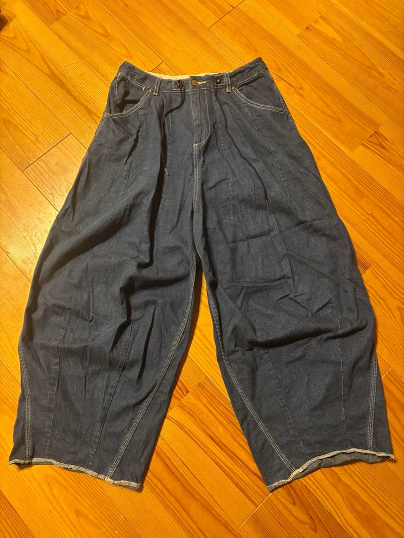 needles デニム　ヒザデルパンツ