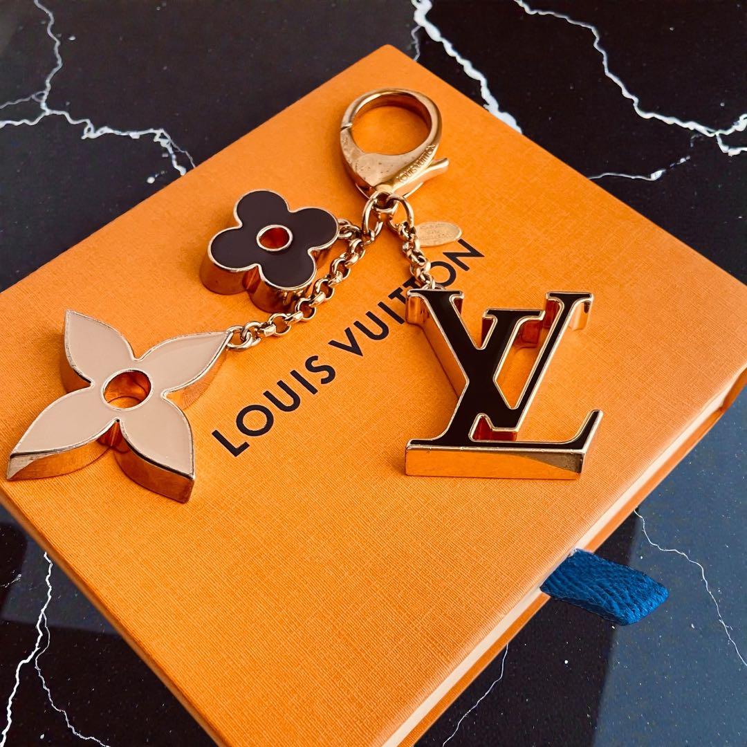極美品✨ルイヴィトン バッグチャーム フルール ドゥ モノグラム M67119