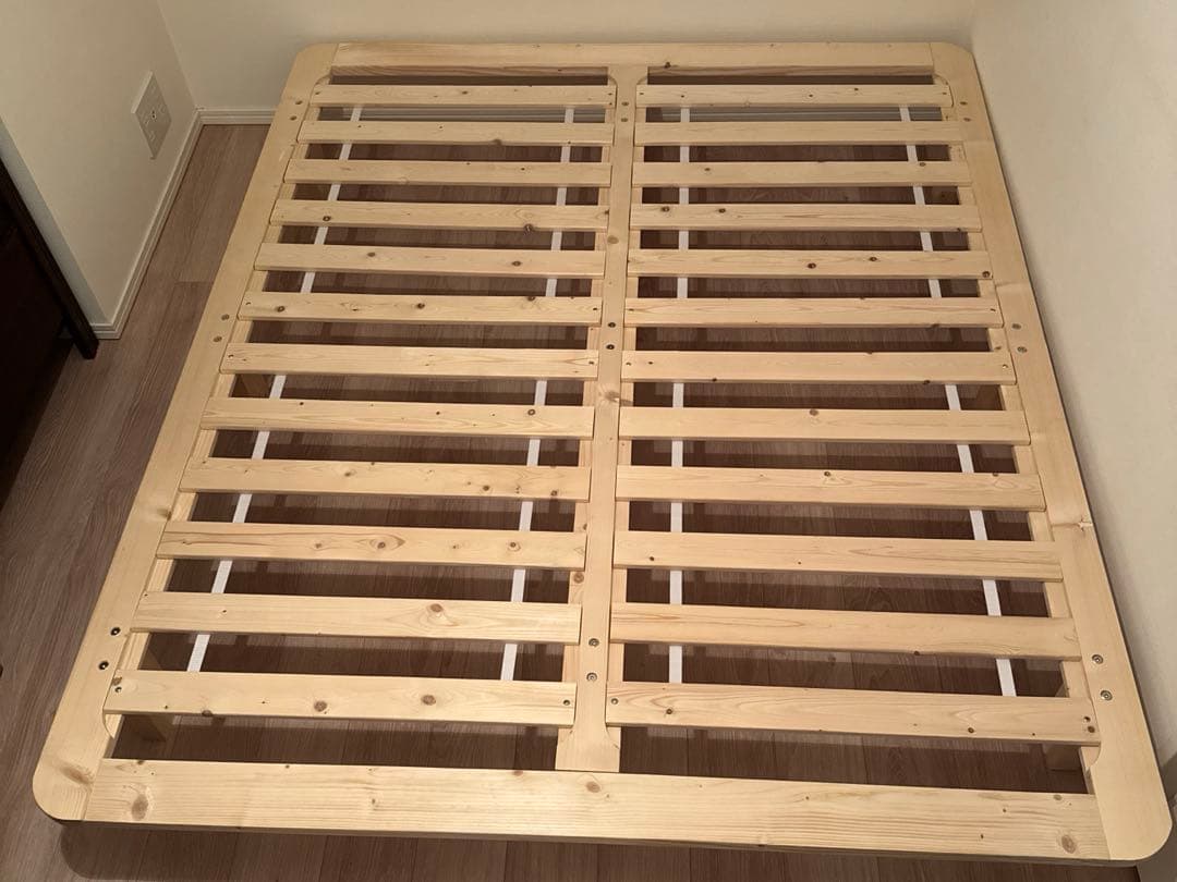 【引き取り優先】すのこベッド　クイーンサイズ　ロウヤ　LOWYA