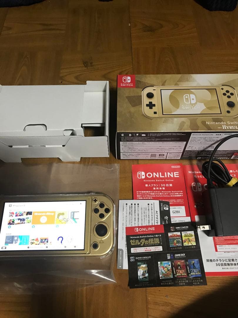美品ニンテンドー Switch Lite本体 ハイラルエディション