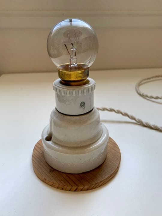 照明　KRANK ソケットランプ