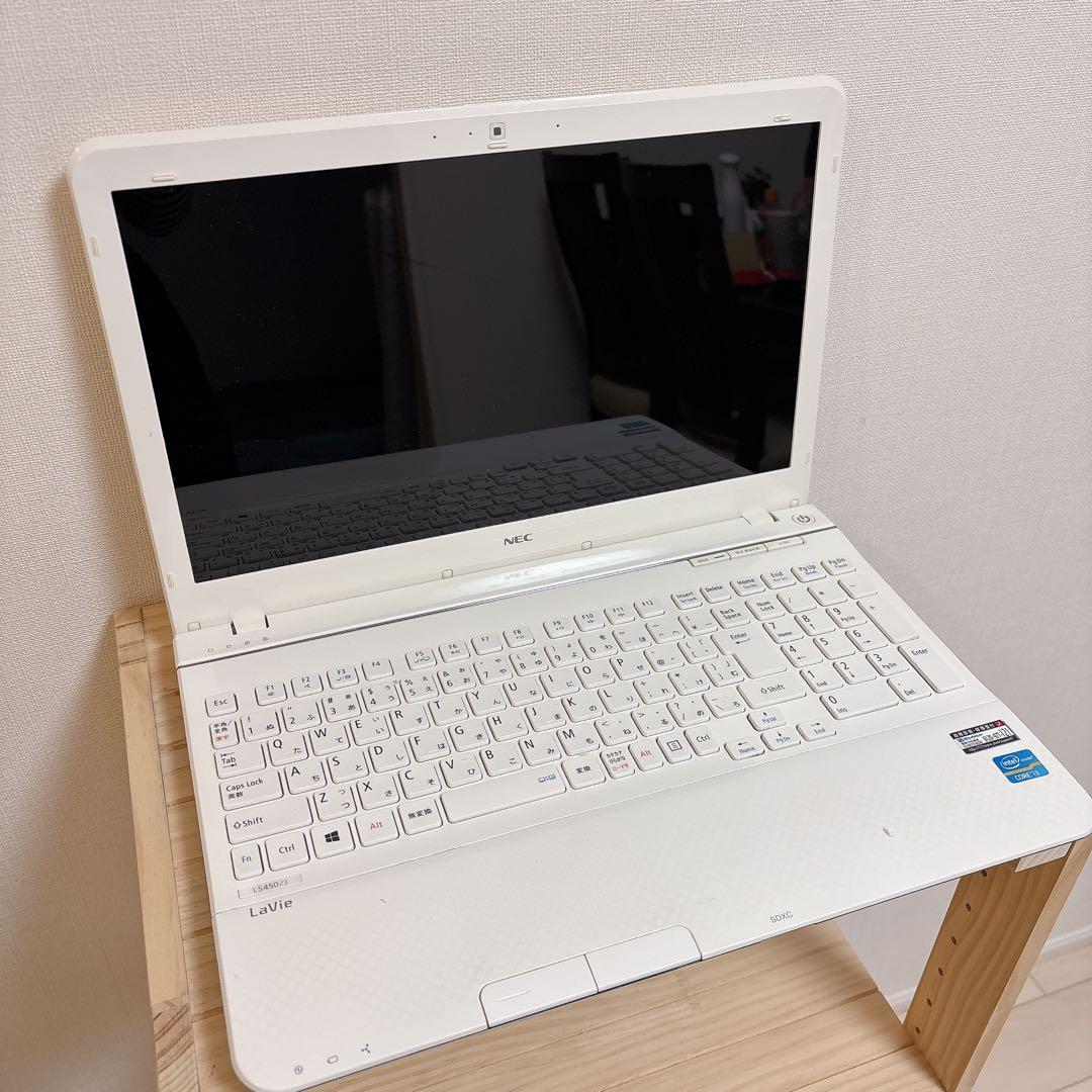 ノートパソコン　NEC LaVie S LS450/J Windows10