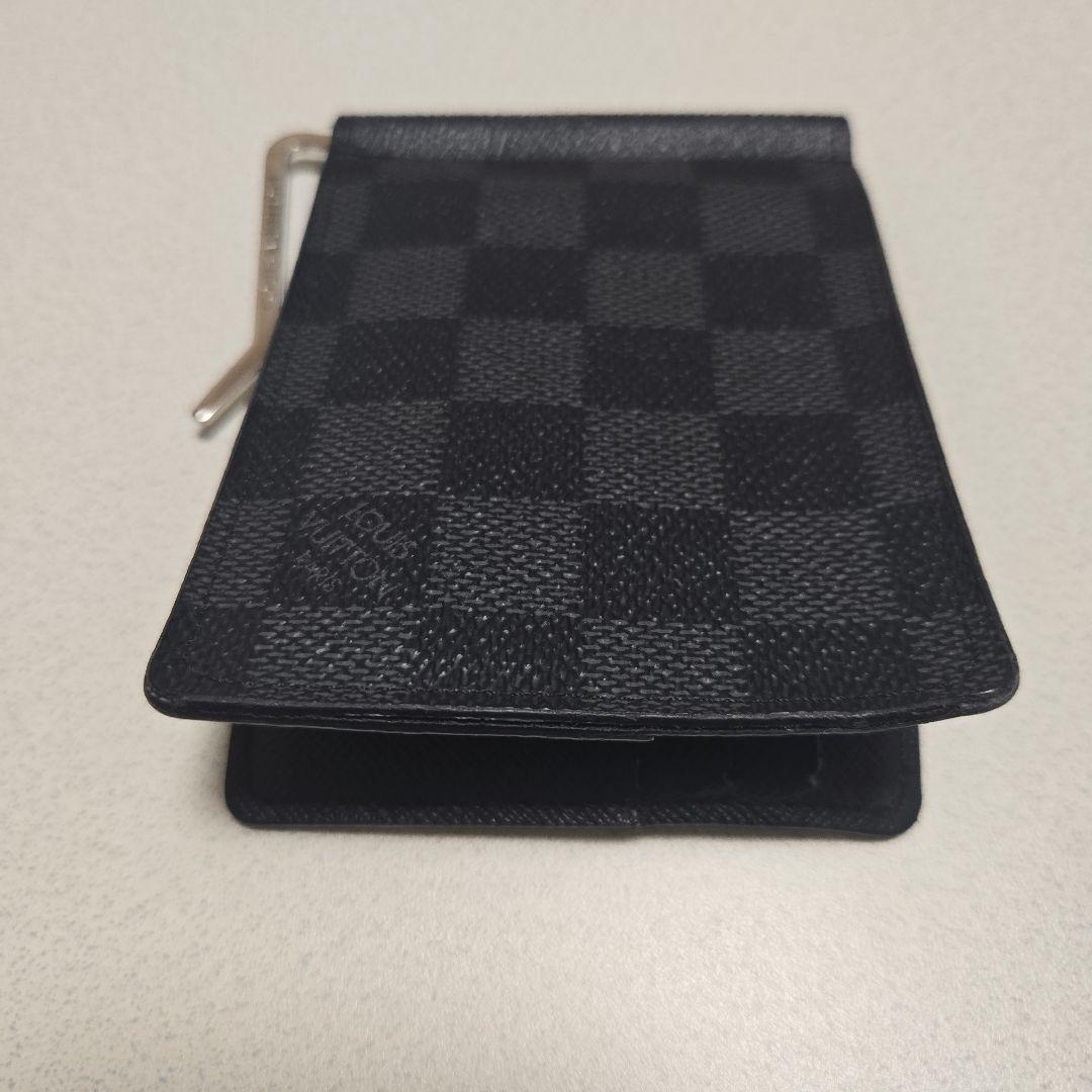 ルイヴィトン マネークリップ付き2つ折り財布